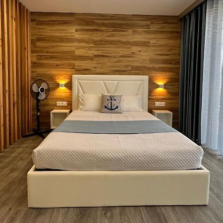 Paradise Apartments II Санта Круз да Флорес Екстериор снимка