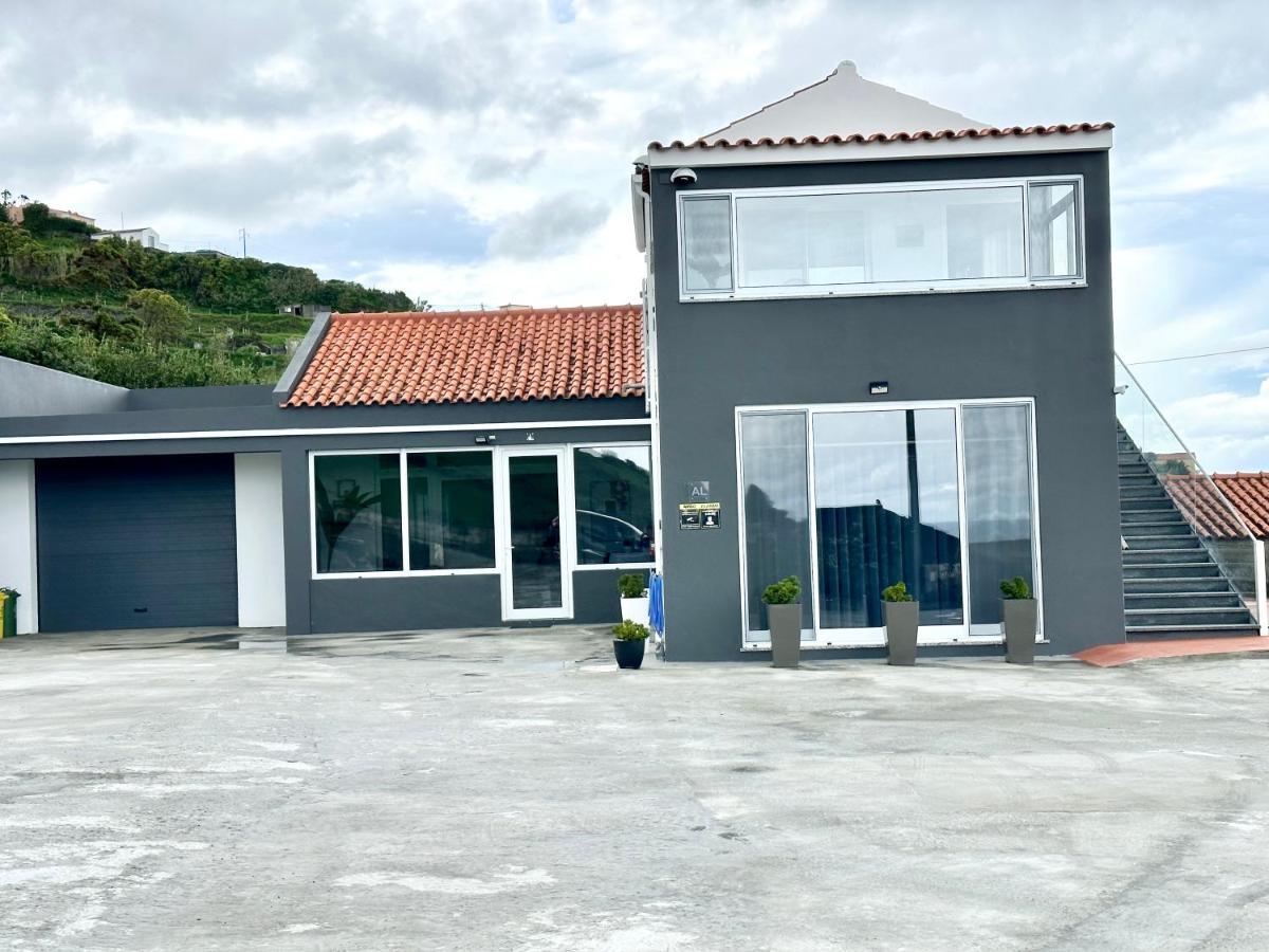 Paradise Apartments II Санта Круз да Флорес Екстериор снимка